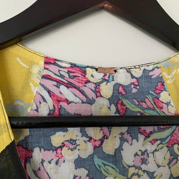 ✨ 2/$40✨ Unique Free People Button Up Dress - Picture 3 of 7